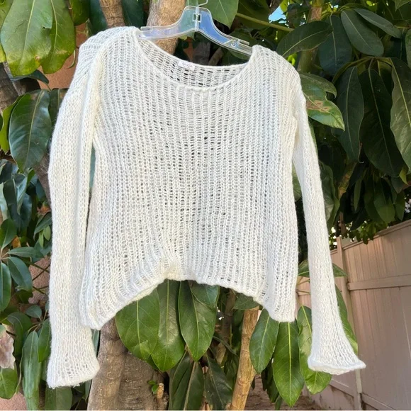 Brandy Melville John Galt Sheer Knit Sweater. - Picture 5 of 12